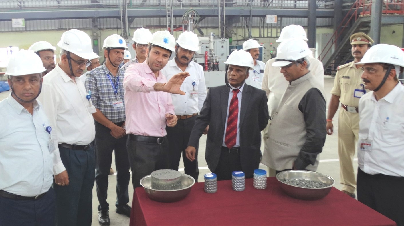 Visit to the facilities.