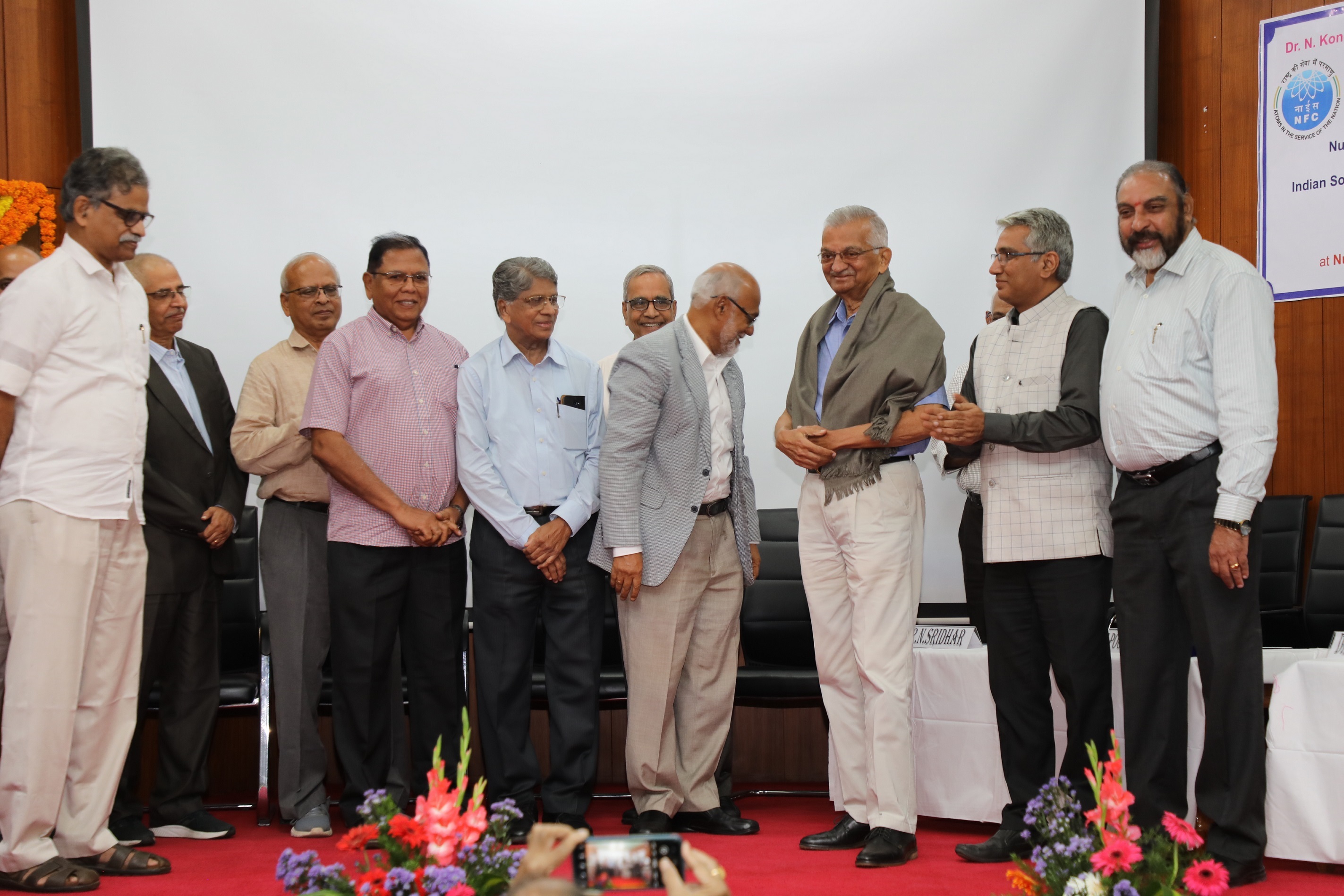 Felicitation of Chief Guest Dr. Anil Kakodkar. 
