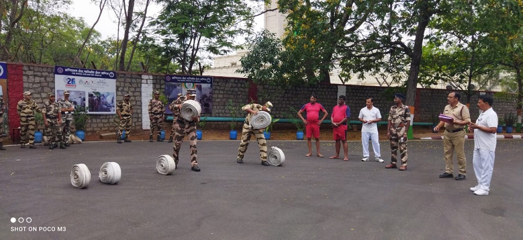Drill competition among the CISF employees.