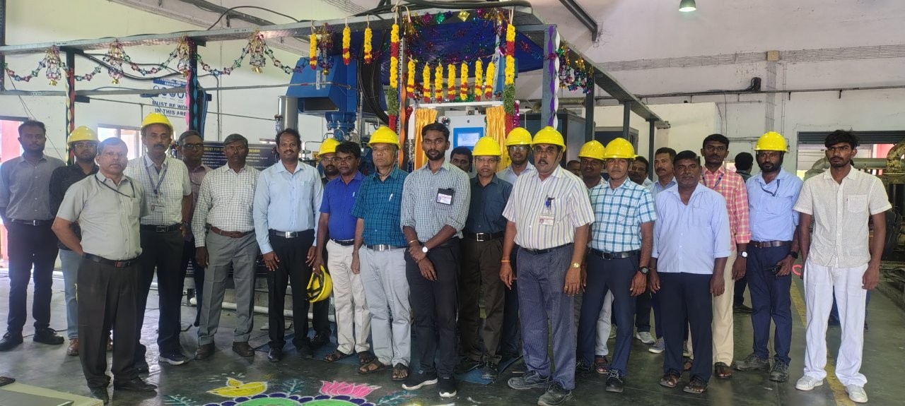 Group photograph at Compressor.