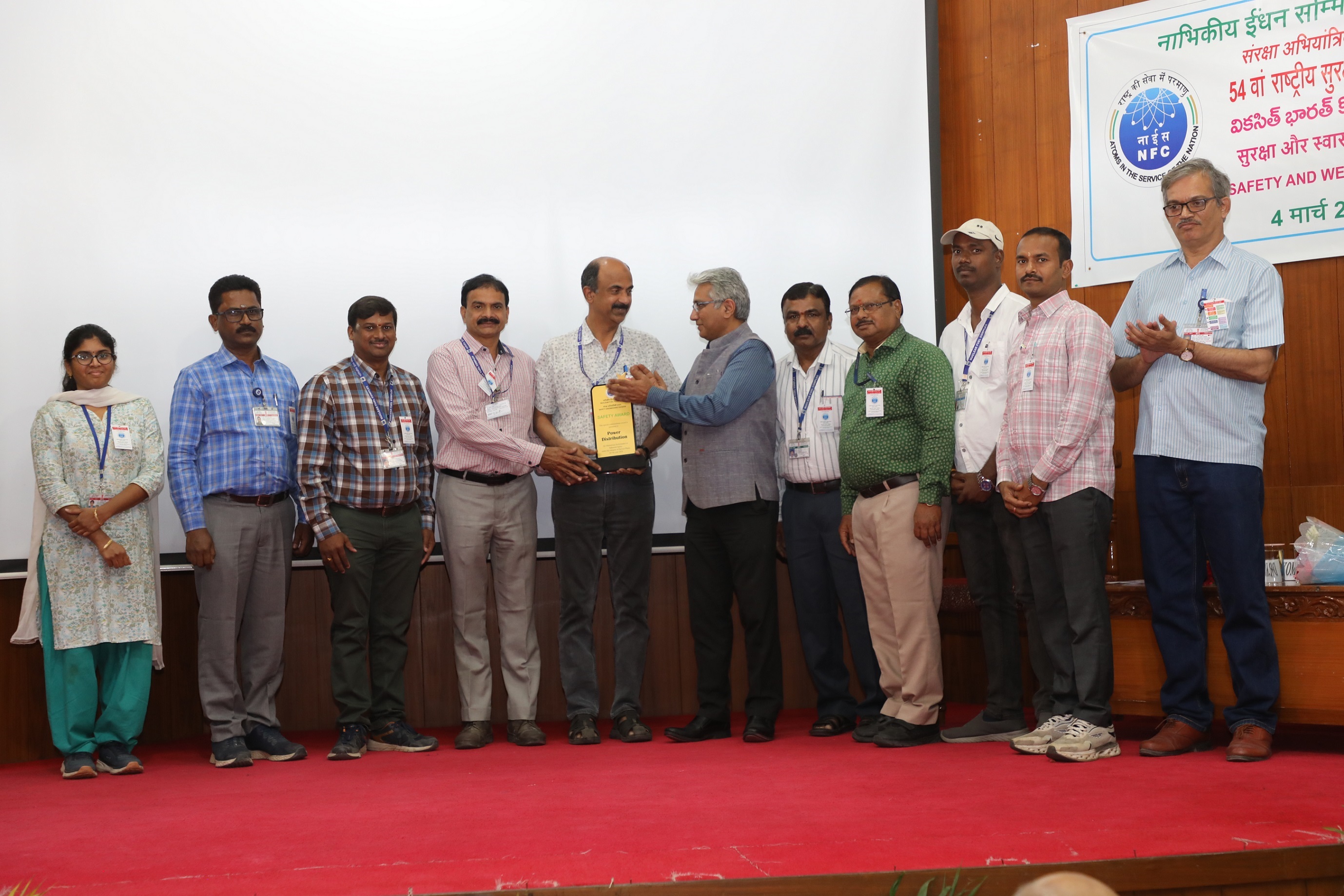 Prize distribution to plants for best safety performance.