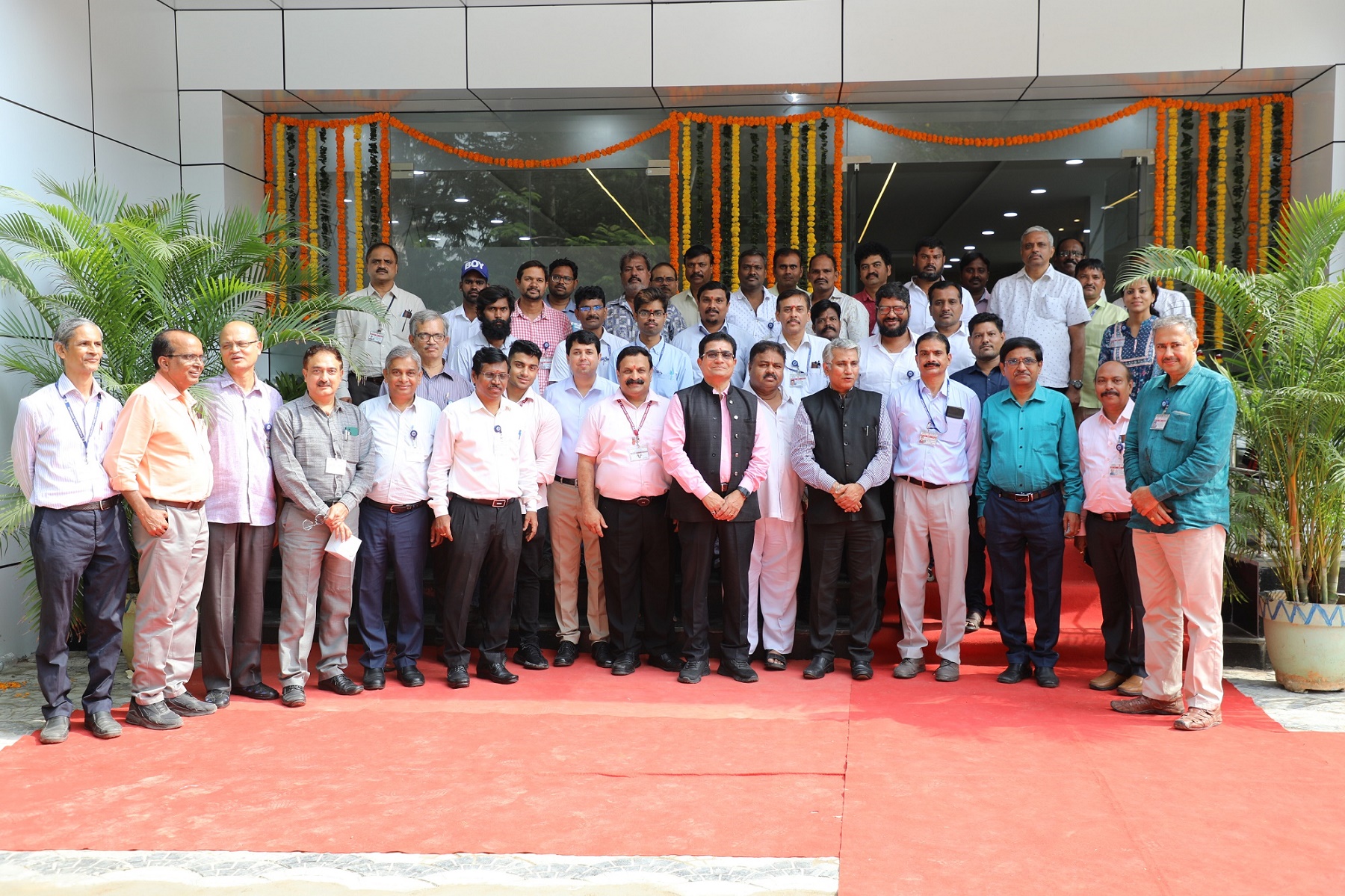 Dr. Komal Kapoor, Chairman & CE, NFC with other dignitaries, NFC officers, team involved in the construction of the building, members of union and associations during inauguration of ‘Samhita’ building. 