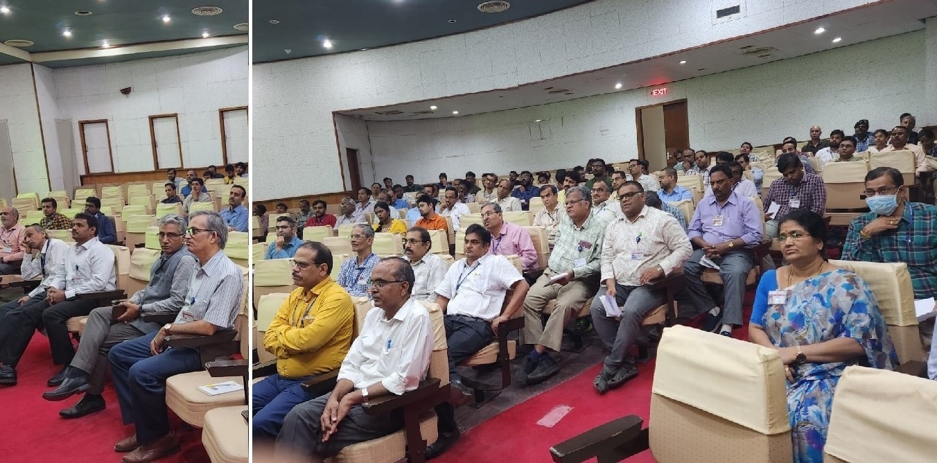 Gathering for the talk on Industry 4.0. 