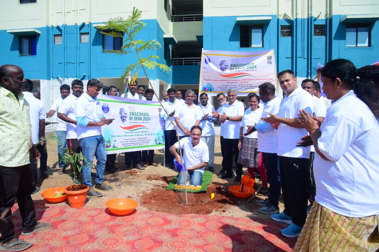 Tree plantation at ZC Township, Pazhayakayal by Shri. Umesh Kumar Arora DCE (Fuels & FRFCF), NFC